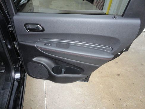 Used 2024 Dodge Durango GT image 17