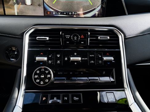 New 2026 Nissan Armada Platinum image 17