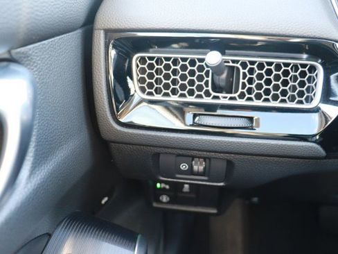 Certified 2022 Honda Civic Touring image 28