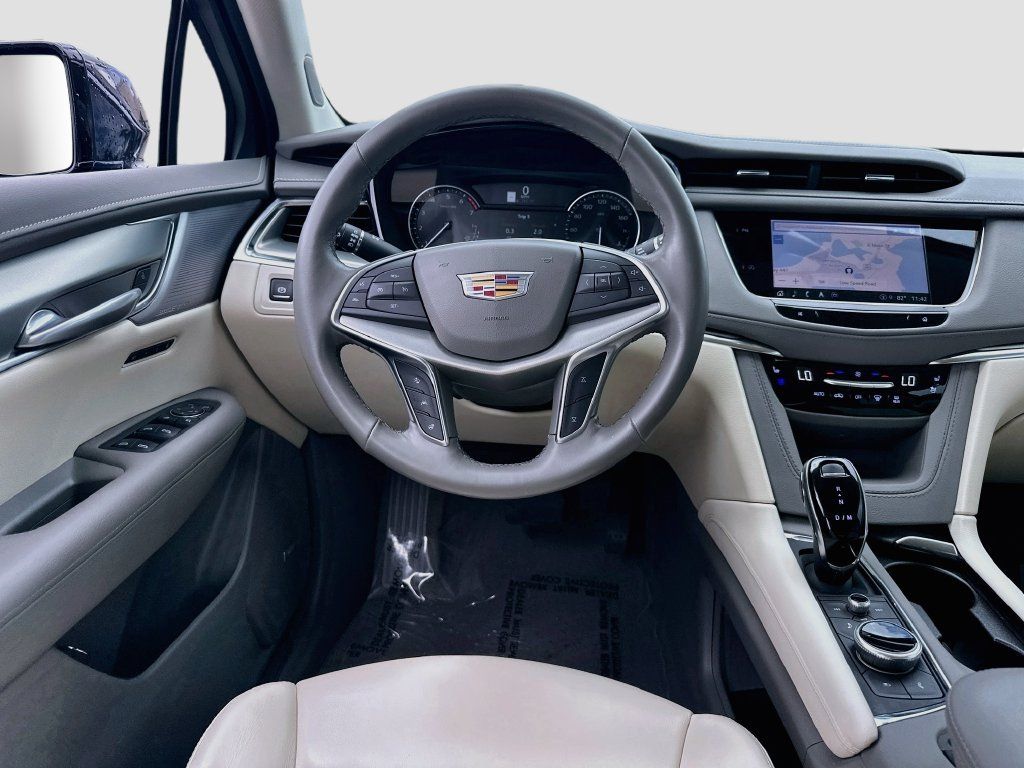 Used 2025 Cadillac XT5 Premium Luxury w/ LPO, Floor Liner Package FWD image 20