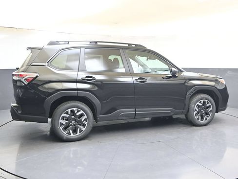Used 2026 Subaru Forester Premium AWD/4WD image 6