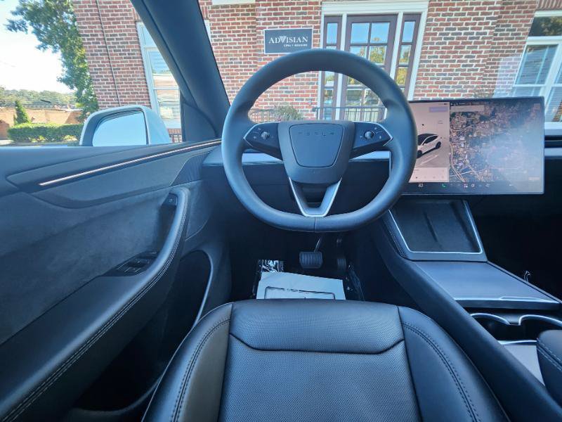 Used 2026 Tesla Model Y AWD image 4
