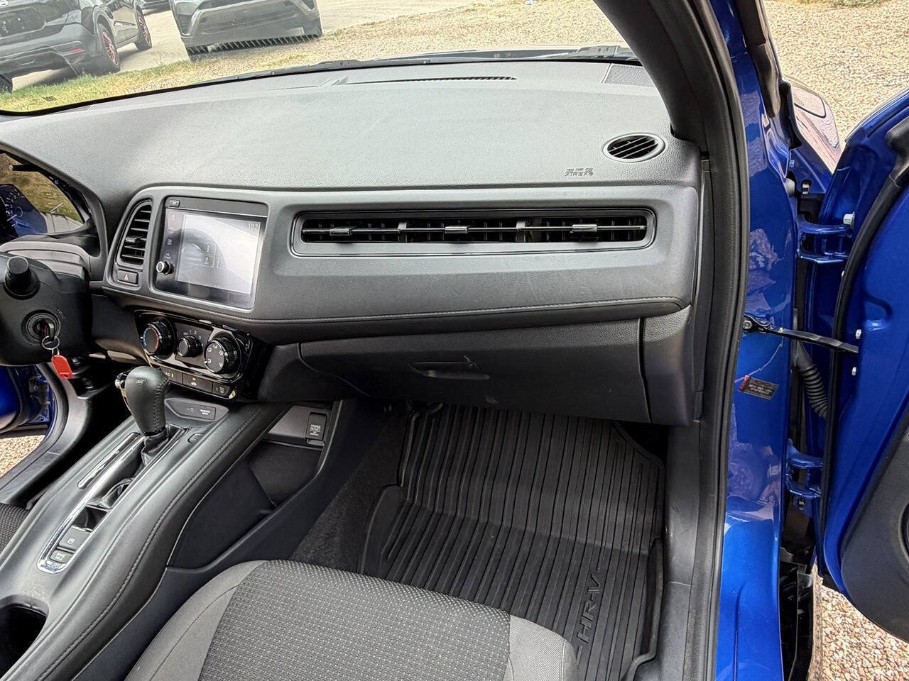 Used 2021 Honda HR-V Sport image 17
