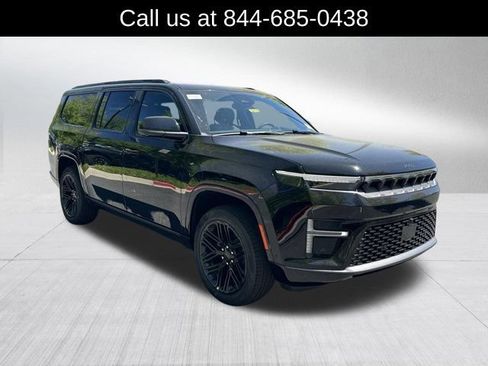 New 2026 Jeep Grand Wagoneer L Limited AWD/4WD image 3