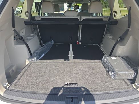 New 2026 Volkswagen Atlas SEL Premium R-Line AWD/4WD image 11