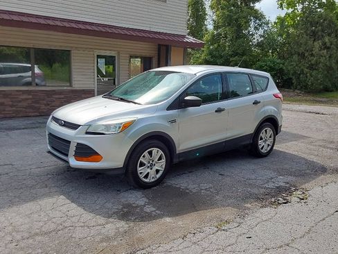 Used 2013 Ford Escape S FWD image 3