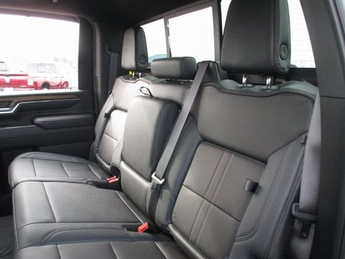 Used 2024 Chevrolet Silverado 3500 High Country w/ High Country Premium Package image 23