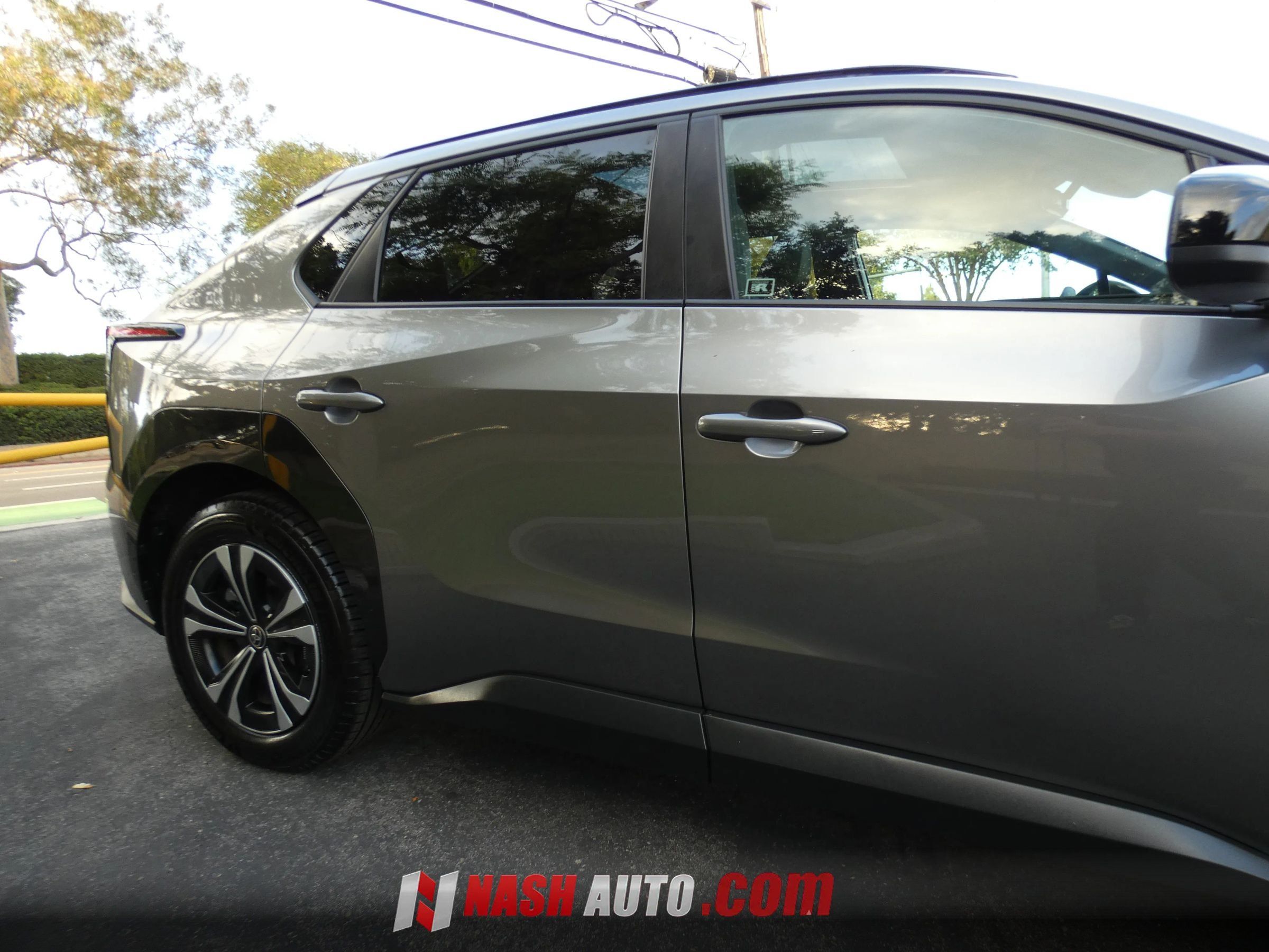 Used 2024 Toyota bZ4X AWD w/ Weather Package image 7