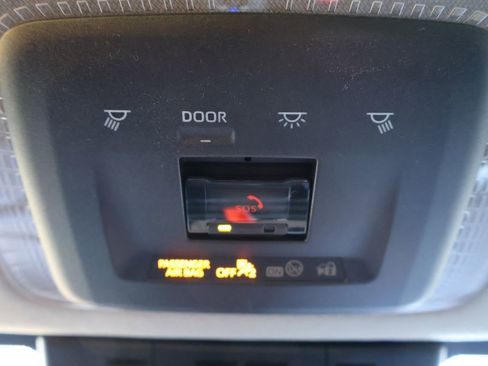 New 2026 Toyota Prius LE AWD/4WD image 15