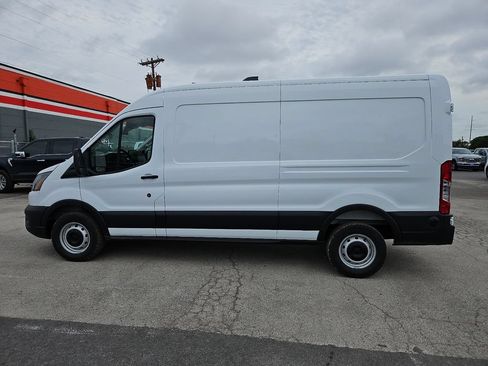 New 2026 Ford Transit 250 148 Medium Roof RWD image 7