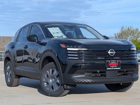 New 2026 Nissan Kicks S image 2