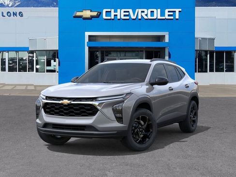 New 2026 Chevrolet Trax LT image 6