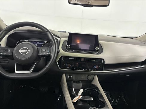 Used 2023 Nissan Rogue SL AWD/4WD image 26