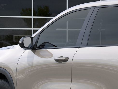 New 2026 GMC Acadia AT4 w/ Luxury Package AWD/4WD image 12