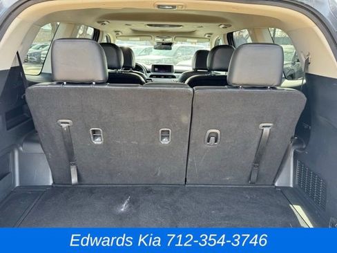 Used 2022 Kia Telluride S image 15