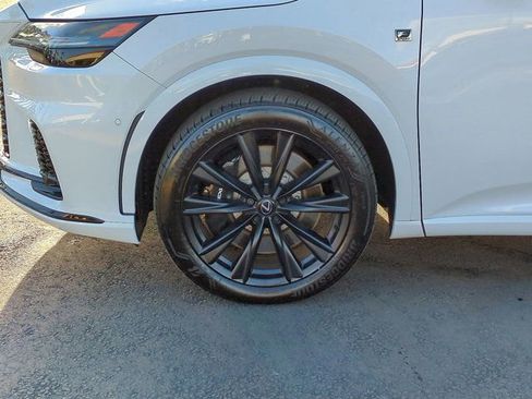 Used 2024 Lexus RX 500h F Sport w/ Convenience Package image 10