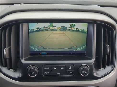 Used 2018 Chevrolet Colorado LT RWD image 14