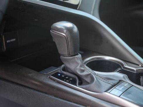 Used 2023 Toyota Camry SE FWD image 22