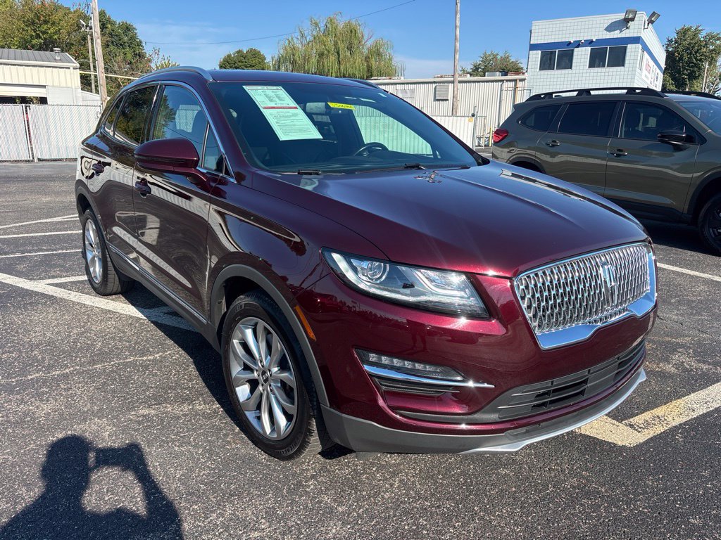 Used 2019 Lincoln MKC Select w/ Select Plus Package FWD image 1