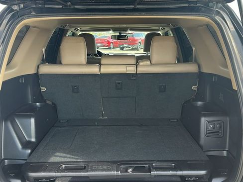 Used 2011 Toyota 4Runner Limited image 34