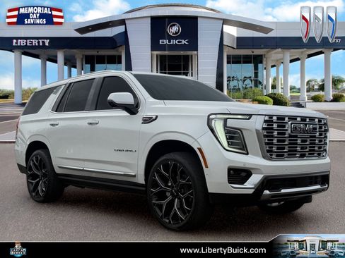 Used 2025 GMC Yukon Denali w/ Denali Reserve Package AWD/4WD image 1