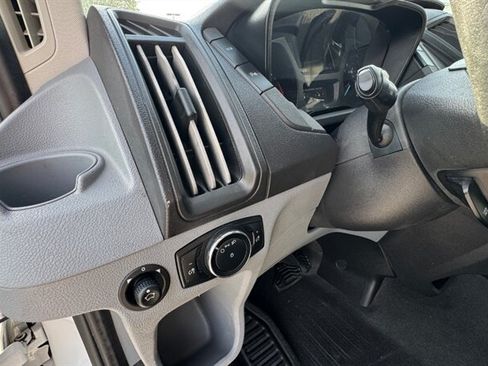 Used 2017 Ford Transit 250 148 Low Roof RWD image 6