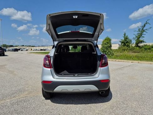 Used 2022 Buick Encore Preferred w/ Safety Package AWD/4WD image 11