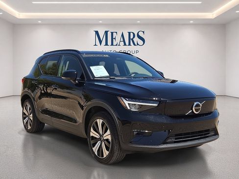 Certified 2023 Volvo XC40 Recharge Plus AWD/4WD image 8