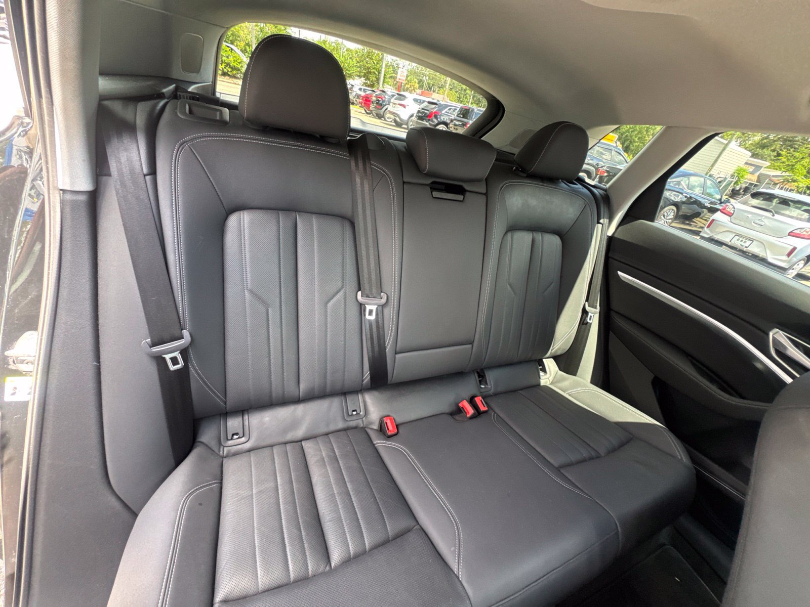 Used 2022 Audi e-tron Premium Plus AWD/4WD image 20