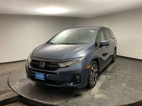 New 2026 Honda Odyssey Elite image 3