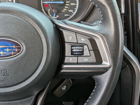 Certified 2022 Subaru Ascent Limited w/ Technology Package image 16