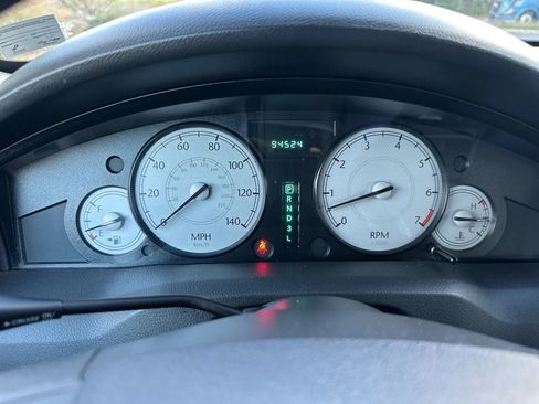 Used 2007 Chrysler 300 image 16