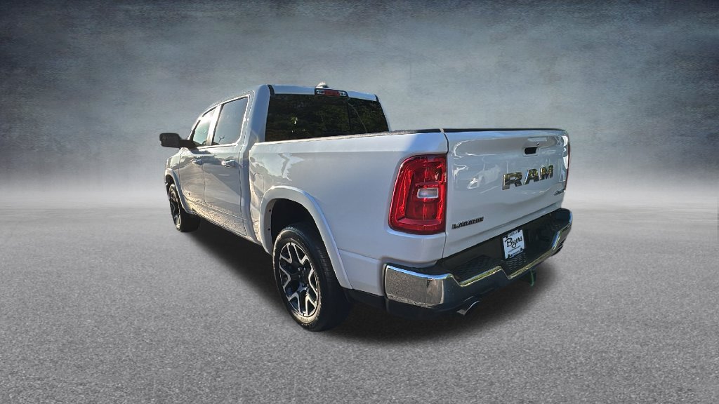 Used 2025 RAM 1500 Laramie AWD/4WD image 25