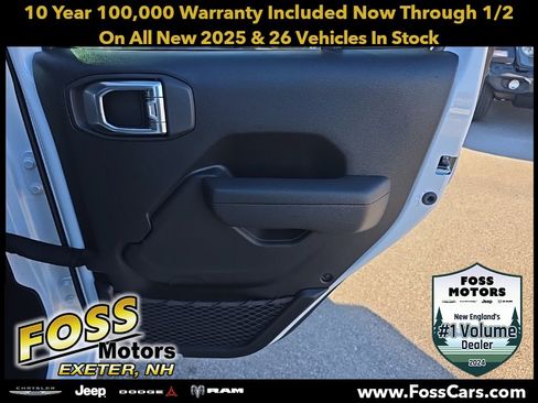 New 2026 Jeep Gladiator Sport image 12