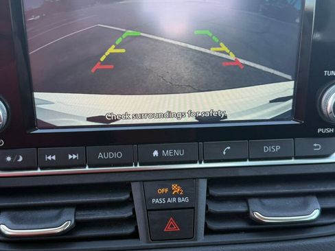 Used 2022 Nissan Altima 2.5 S FWD image 32