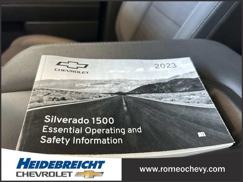 Used 2023 Chevrolet Silverado 1500 LT AWD/4WD image 28
