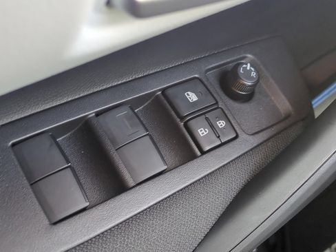 Used 2026 Toyota Corolla SE FWD image 28