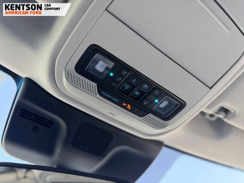 Used 2025 Ford Expedition Max Platinum w/ Platinum Ultimate Package AWD/4WD image 24