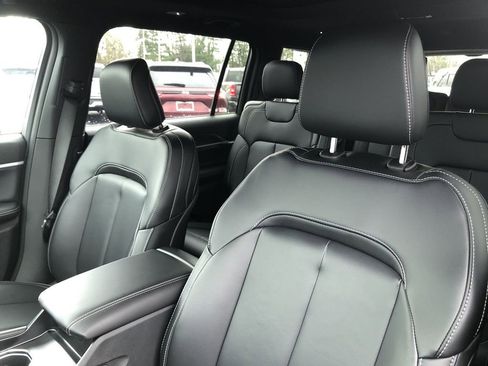 New 2026 Jeep Grand Cherokee L Limited AWD/4WD image 23