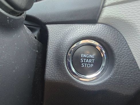 Used 2025 Toyota RAV4 XLE w/ Convenience Package FWD image 25
