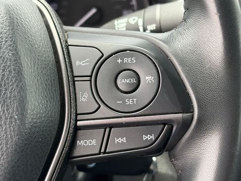 Used 2024 Toyota Camry SE FWD image 11