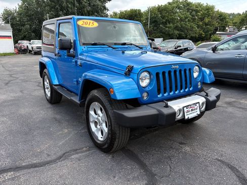 Used 2015 Jeep Wrangler Sahara w/ Connectivity Group AWD/4WD image 1