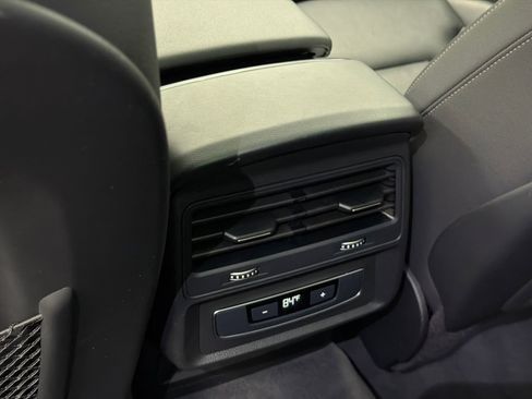 Used 2025 Audi Q7 3.0T Premium Plus AWD/4WD image 20