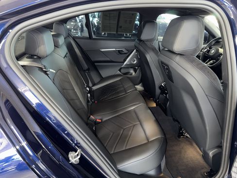 Certified 2024 BMW 530i 530i w/ Executive Package image 12