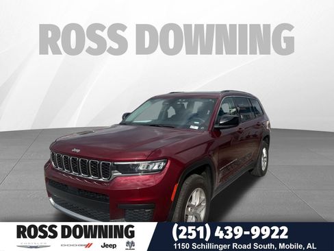 Used 2023 Jeep Grand Cherokee L Laredo image 1