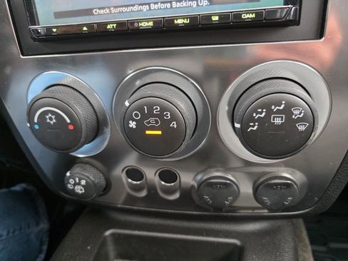 Used 2009 HUMMER H3 AWD/4WD image 27