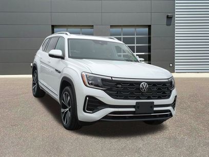New 2026 Volkswagen Atlas SEL Premium R-Line
