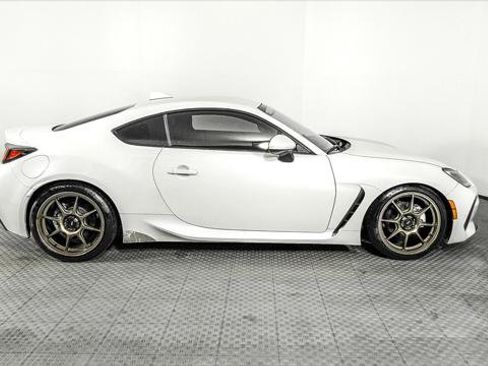 Used 2022 Subaru BRZ Limited RWD image 9