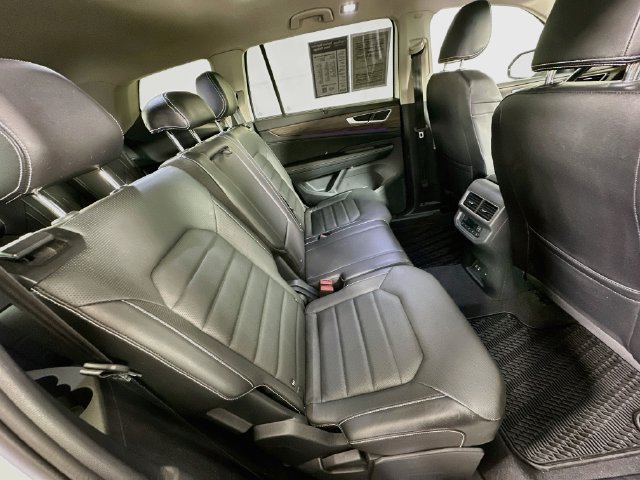 Certified 2024 Volkswagen Atlas SEL AWD/4WD image 30