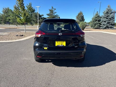 Used 2024 Nissan Kicks SR FWD image 4